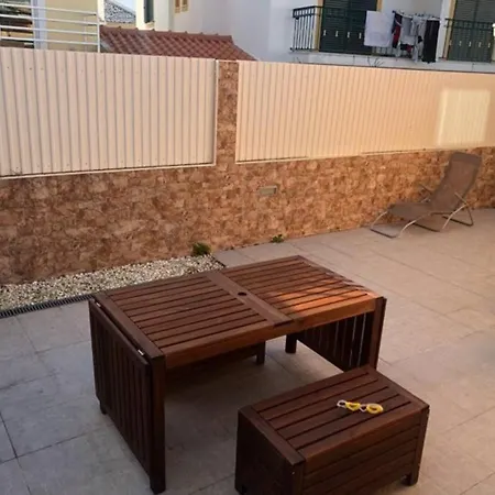 بيت للعطل Maison De Famille A 20 Mn De Lisbonne Et Setubal *